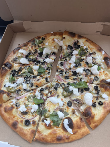 Photo of Real Canadian Pizza & Donair | Halal Pizza | Halal Wraps | Halal Wings | Platters - 702 Broadway Ave, Saskatoon, SK S7N 1B4